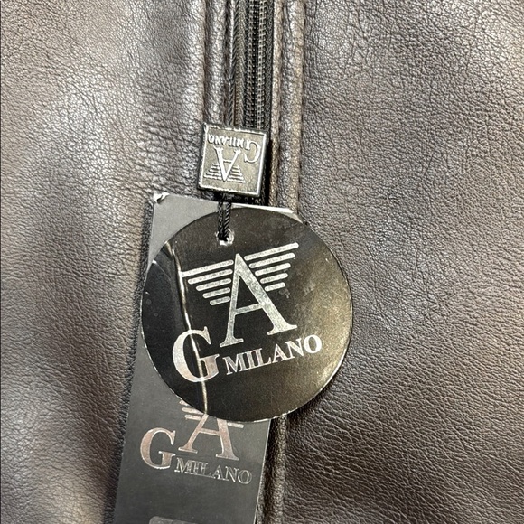 G A Milano NWT Black Faux Leather Bomber Jacket Sleek Fitted Design - Picture 3 of 15